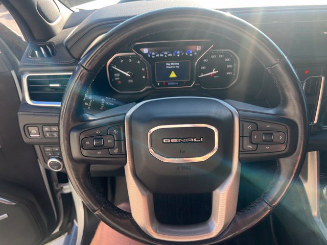Used 2021 GMC Yukon XL Denali w/ Denali Ultimate Package AWD/4WD image 8