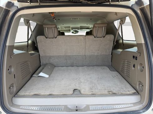 Used 2016 Chevrolet Suburban LT w/ Texas Edition Package RWD image 11