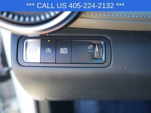 Used 2025 Chevrolet Equinox LT w/ Convenience Package II image 33