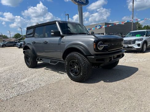 Used 2022 Ford Bronco Wildtrak AWD/4WD image 1