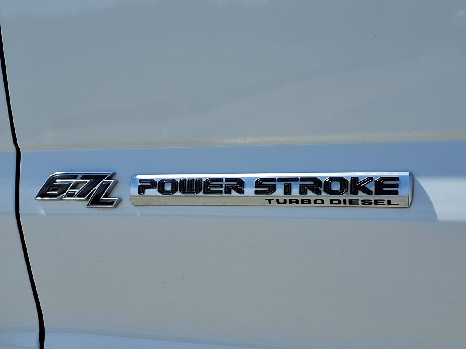 Used 2020 Ford F250 Limited w/ FX4 Off-Road Package AWD/4WD image 8