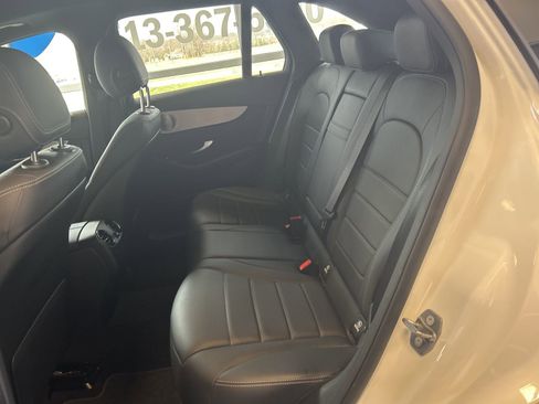 Used 2019 Mercedes-Benz GLC 300 4MATIC image 13