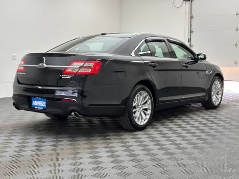Used 2018 Ford Taurus Limited FWD image 8