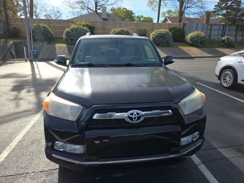 Used 2012 Toyota 4Runner SR5 image 2