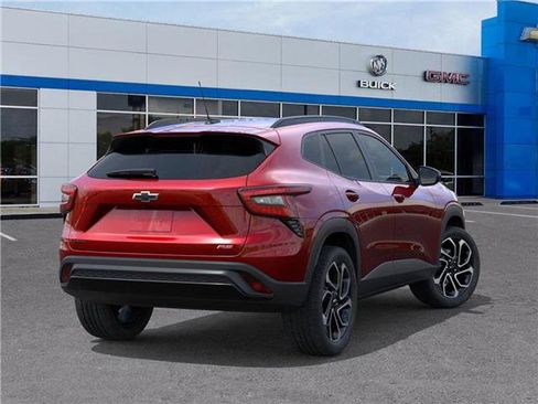 New 2026 Chevrolet Trax RS w/ Sunroof Package image 4