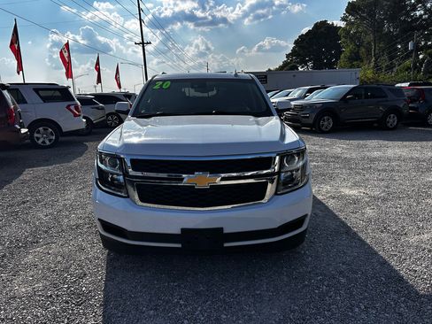 Used 2020 Chevrolet Suburban LT image 18