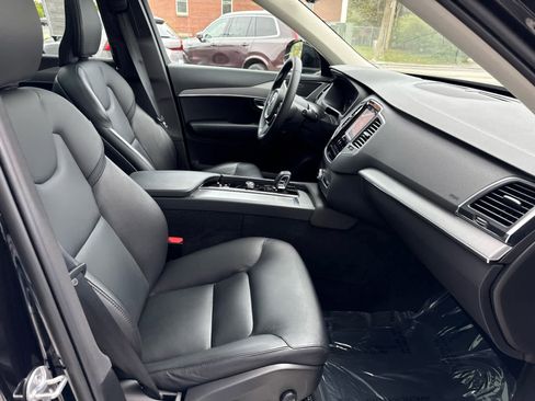 Used 2023 Volvo XC90 B5 Core w/ Protection Package Premier AWD/4WD image 35