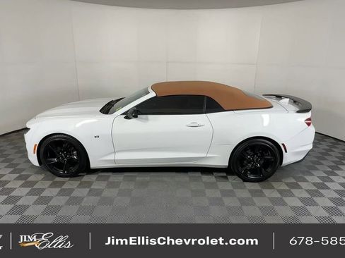 Certified 2020 Chevrolet Camaro LT image 6