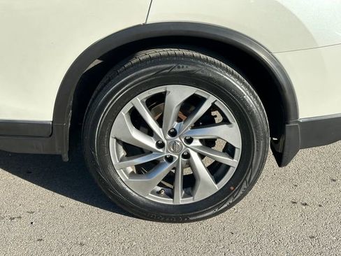 Used 2015 Nissan Rogue SL w/ SL Premium Package image 11