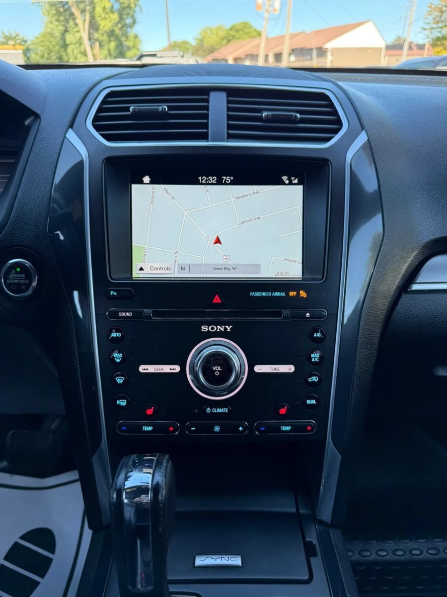 Used 2017 Ford Explorer Sport AWD/4WD image 36