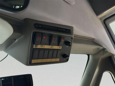 Used 2015 Ford E-450 and Econoline 450 Super Duty w/ Shuttle Bus Prep Package RWD image 6