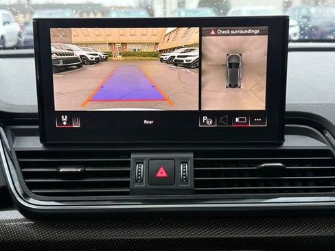 Used 2023 Audi SQ5 Prestige image 44