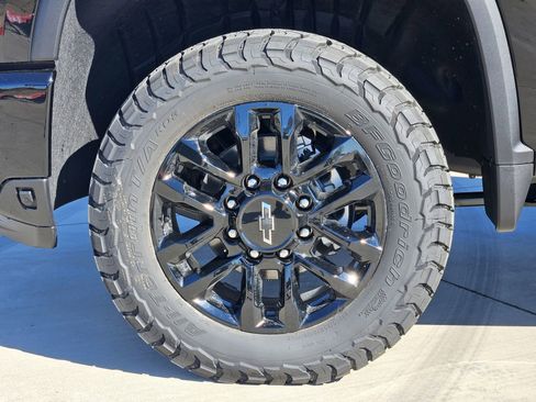 New 2026 Chevrolet Silverado 2500 LTZ w/ LTZ Plus Package image 12