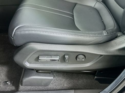 Used 2026 Honda Pilot Touring image 20