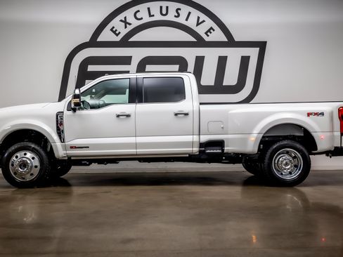 Used 2026 Ford F450 Platinum w/ Platinum Plus Package AWD/4WD image 6