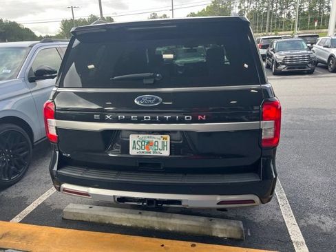 Used 2024 Ford Expedition XLT AWD/4WD image 21