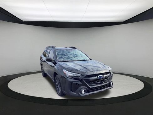 Used 2024 Subaru Outback Onyx Edition AWD/4WD image 2