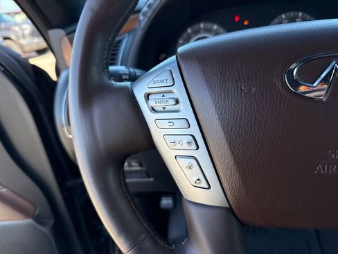 Used 2016 INFINITI QX80 Limited image 19