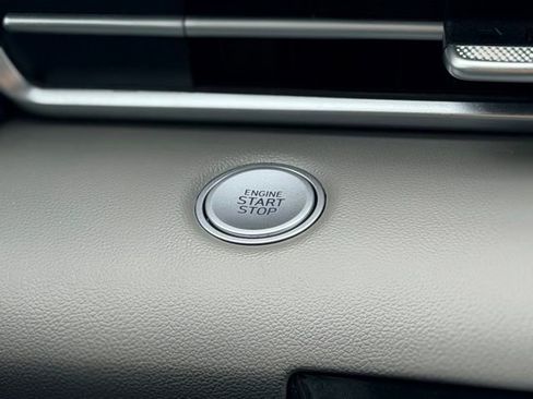 Used 2022 Hyundai Elantra Blue FWD image 11