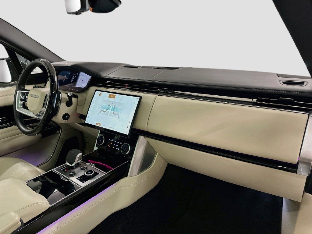 Used 2023 Land Rover Range Rover Autobiography AWD/4WD image 31