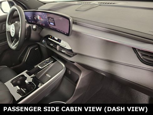 Used 2025 Buick Enclave Sport Touring w/ Trailering Package, 5000 lbs. image 33