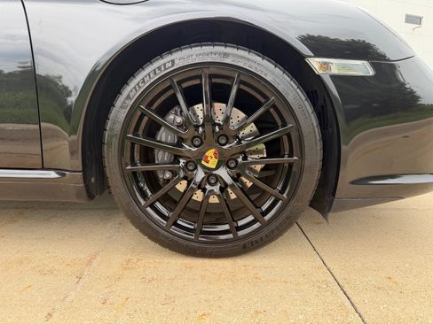 Used 2010 Porsche 911 Carrera RWD image 34