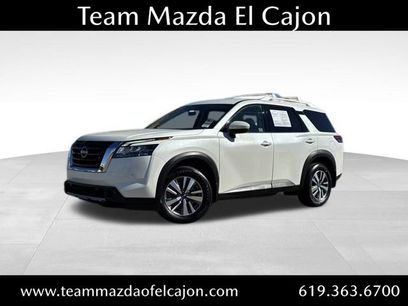 Used 2023 Nissan Pathfinder SL