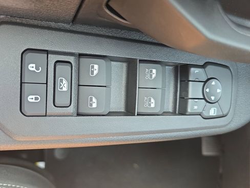 New 2026 RAM 3500 Tradesman AWD/4WD image 28