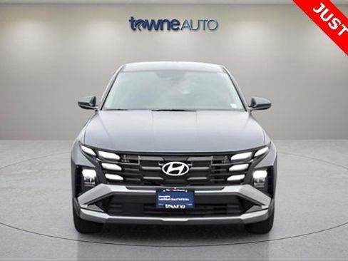 Used 2025 Hyundai Tucson SE image 9