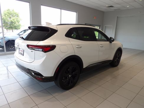 Used 2023 Buick Envision Preferred w/ Sport Touring Package AWD/4WD image 4