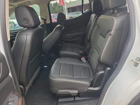 Used 2021 GMC Acadia Denali w/ Denali Technology Package FWD image 25