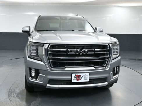 Used 2024 GMC Yukon XL SLT image 13