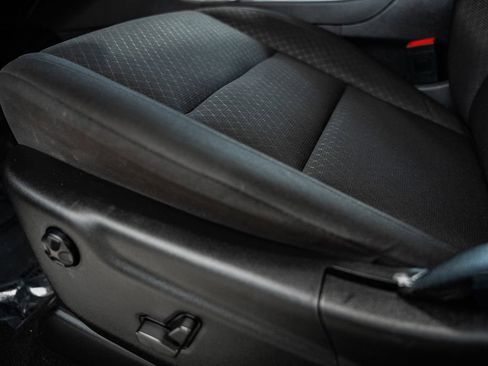 Certified 2021 Jeep Grand Cherokee Freedom Edition image 40