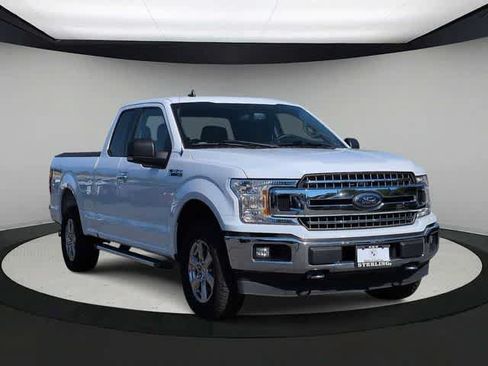 Used 2020 Ford F150 XLT w/ Equipment Group 302A Luxury AWD/4WD image 2