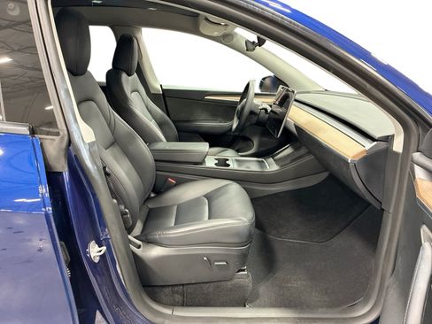Certified 2023 Tesla Model Y Long Range AWD/4WD image 13