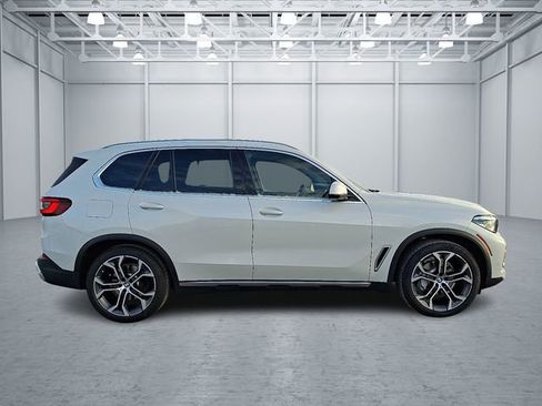 Certified 2023 BMW X5 xDrive40i w/ Premium Package image 4