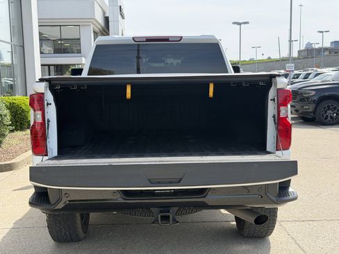 Used 2024 Chevrolet Silverado 2500 Custom w/ Custom Value Package AWD/4WD image 12