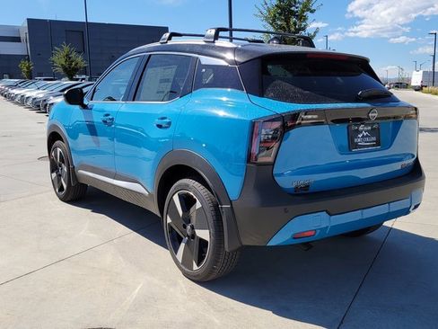 New 2026 Nissan Kicks SR w/ Cold Weather Package image 3