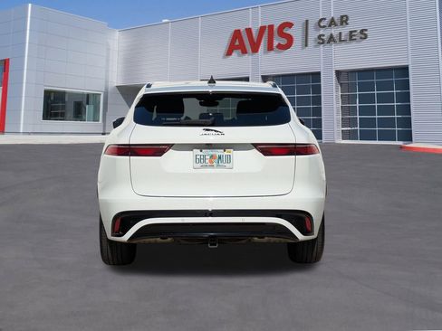 Used 2024 Jaguar F-PACE R-Dynamic S image 7