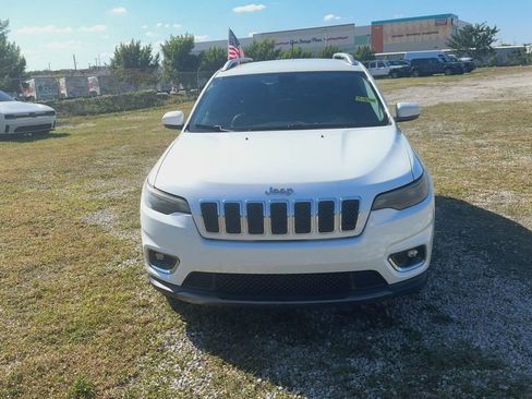 Certified 2019 Jeep Cherokee Limited image 4