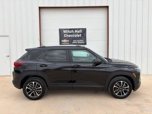 New 2026 Chevrolet TrailBlazer LT w/ Driver Confidence Package FWD image 6