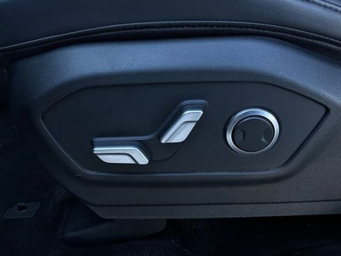 Used 2025 Hyundai Santa Fe SEL image 11