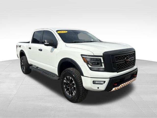 Used 2023 Nissan Titan PRO-4X w/ Pro-4x Convenience Package AWD/4WD image 8