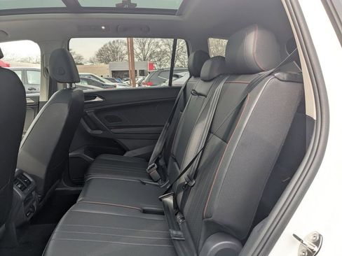 Used 2024 Volkswagen Tiguan Wolfsburg Edition image 24