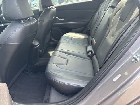 Used 2023 Hyundai Elantra Limited w/ Cargo Package FWD image 7