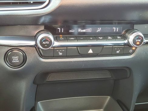 Used 2025 MAZDA CX-30 AWD 2.5 S w/ Premium Package image 15