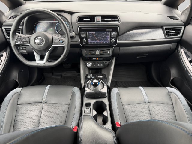 Used 2018 Nissan Leaf SL w/ SL Technology Package FWD image 14
