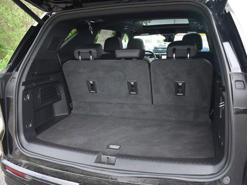 New 2025 Chevrolet Traverse High Country w/ LPO, Floor Liner Package FWD image 22
