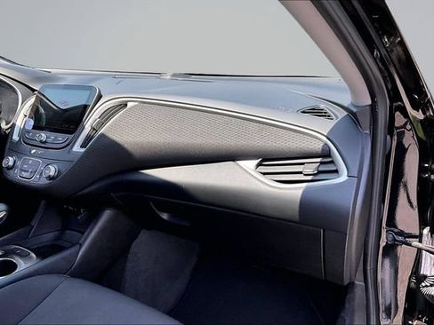 Used 2021 Chevrolet Malibu LS w/ LPO, Convenience Package 2 FWD image 23