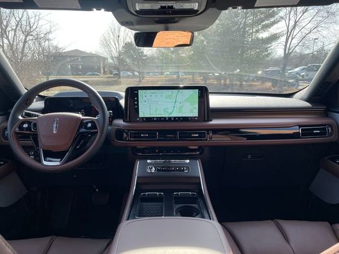 New 2026 Lincoln Aviator Reserve w/ Illumination Package image 17